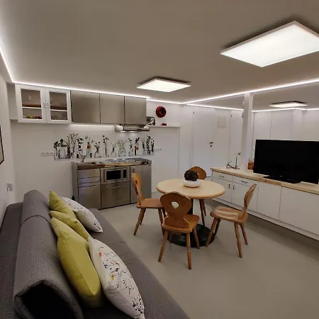 Berger アパート キッツビュール